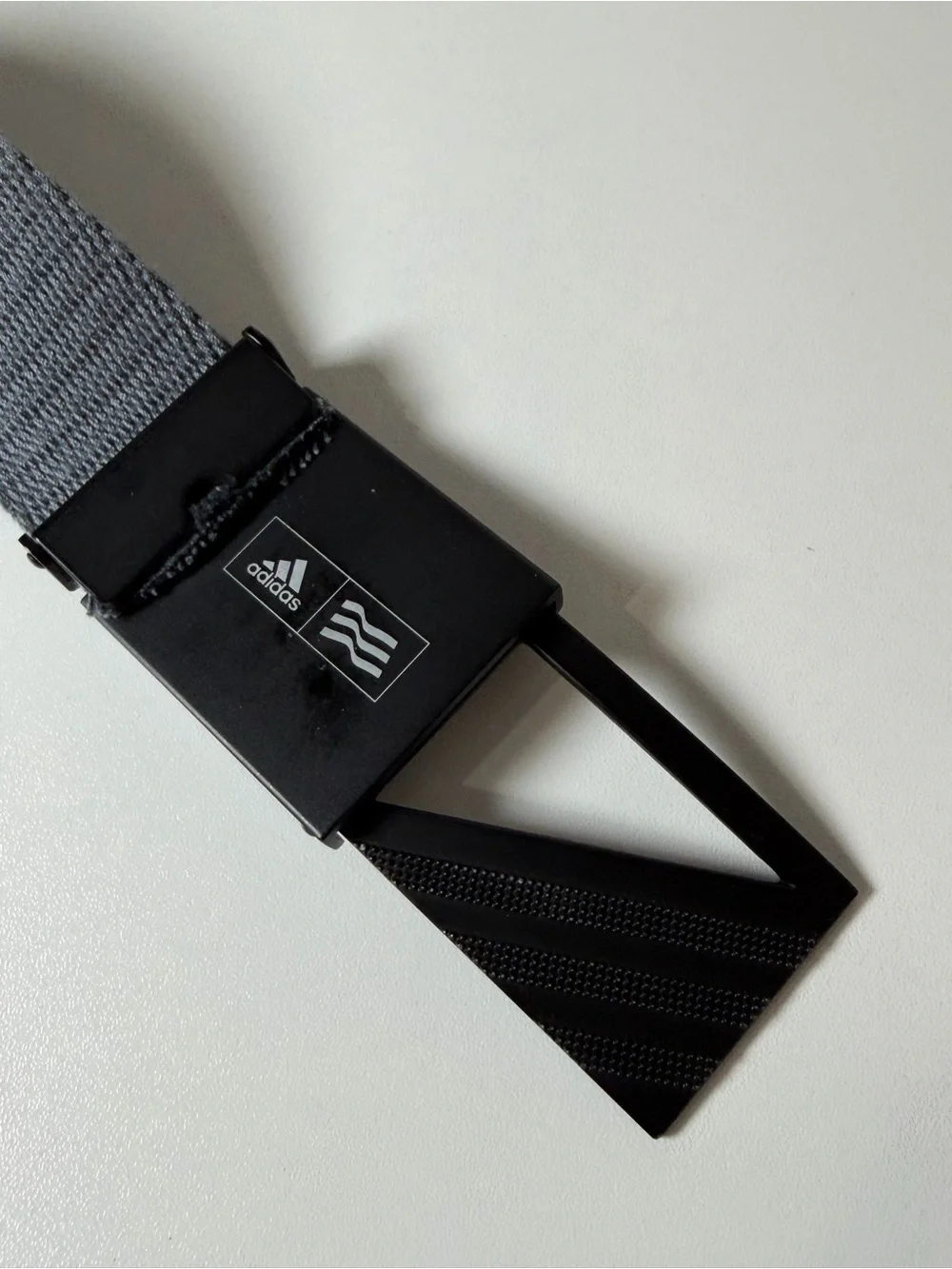 Adidas Men's One Size Adjustable Gray Performance Webbed Belt with Black Buckle